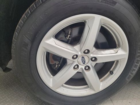 Used 2016 Ford Explorer XLT AWD/4WD image 31