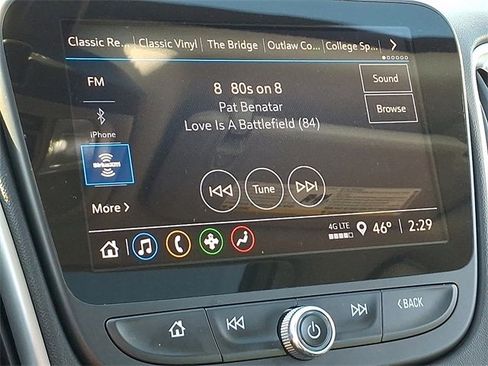 Used 2022 Chevrolet Malibu LT image 17