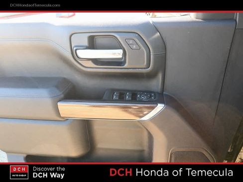 Used 2021 Chevrolet Silverado 1500 LT image 15