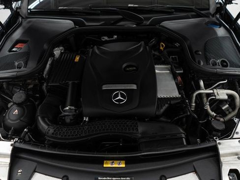 Used 2018 Mercedes-Benz E 300 4MATIC image 46