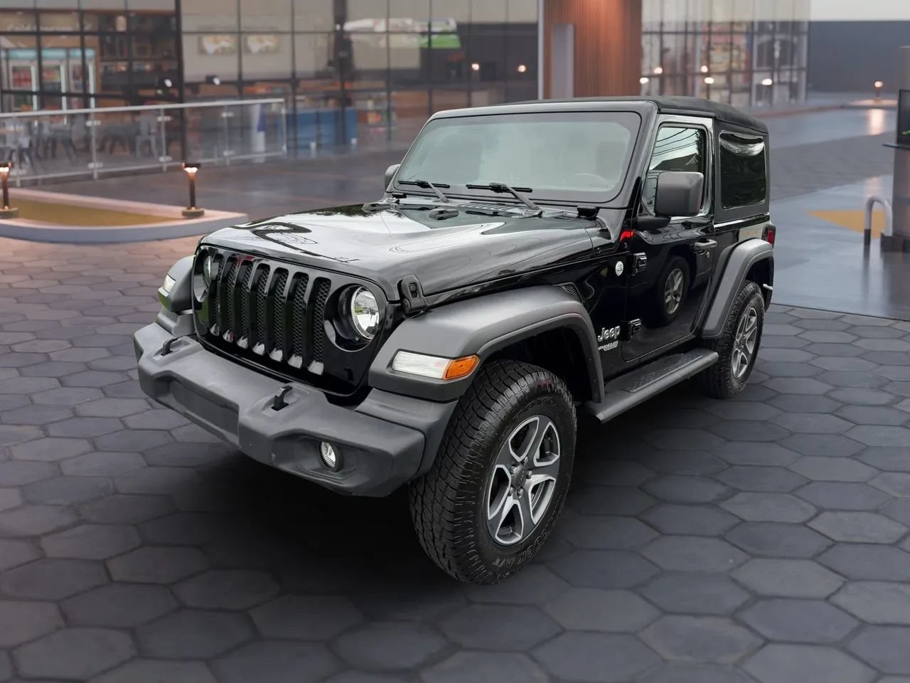 Used 2020 Jeep Wrangler Sport AWD/4WD image 7
