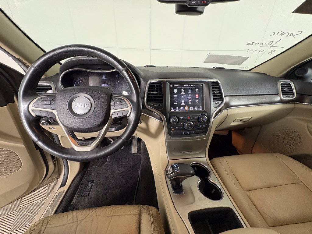 Used 2015 Jeep Grand Cherokee Limited w/ Trailer Tow Group IV RWD image 8