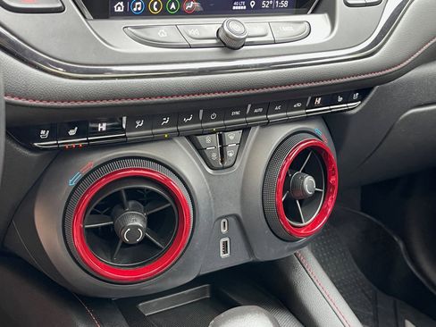 Used 2019 Chevrolet Blazer RS image 40