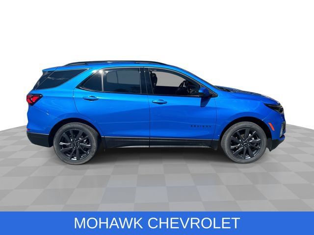 Used 2024 Chevrolet Equinox RS AWD/4WD image 9