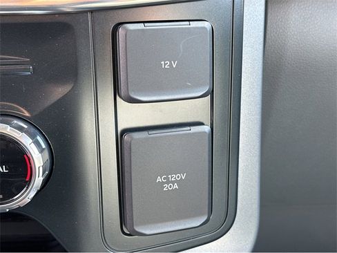 New 2025 Ford F150 Lariat w/ Equipment Group 501A Mid image 21