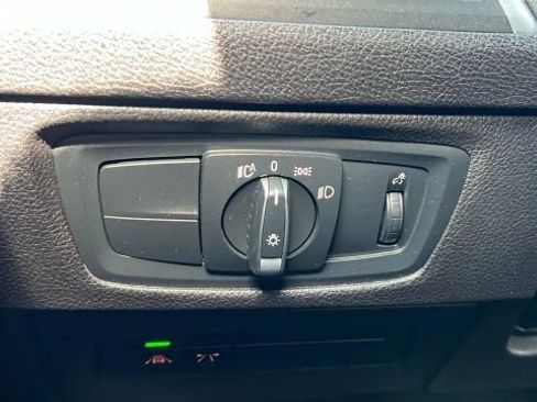 Used 2018 BMW M2 image 77