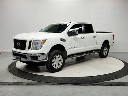 Used 2019 Nissan Titan SV w/ SV Convenience Package