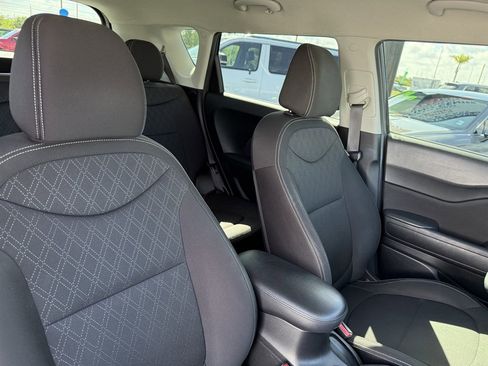 Used 2017 Kia Soul FWD image 12