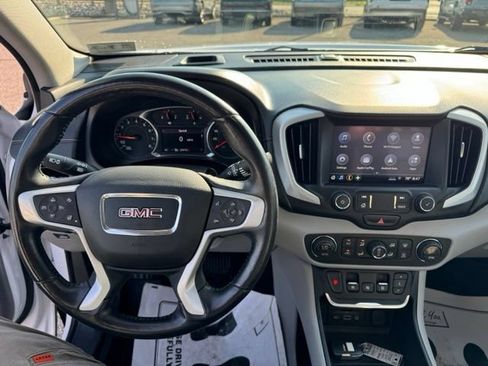 Used 2020 GMC Terrain SLT w/ Preferred Package AWD/4WD image 14