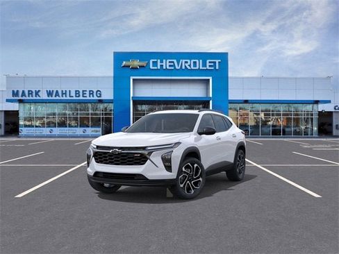 New 2026 Chevrolet Trax RS w/ Sunroof Package image 8