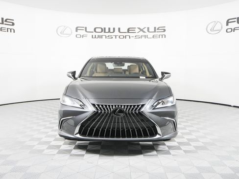New 2025 Lexus ES 350 w/ Premium Package image 2