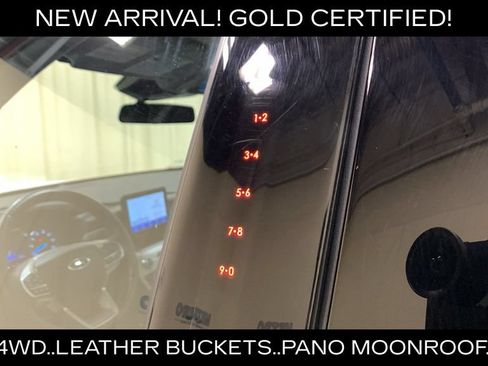 Used 2022 Ford Explorer XLT w/ Equipment Group 202A AWD/4WD image 28