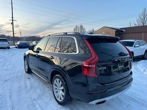Used 2016 Volvo XC90 T6 Momentum w/ Momentum Plus Package AWD/4WD image 7