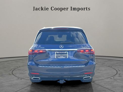 Certified 2025 Mercedes-Benz GLS 450 4MATIC image 4