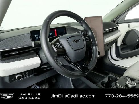 Used 2021 Ford Mustang Mach-E Premium image 4