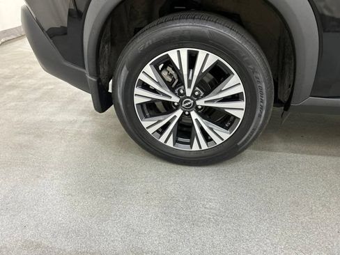 Used 2023 Nissan Rogue SV FWD image 24