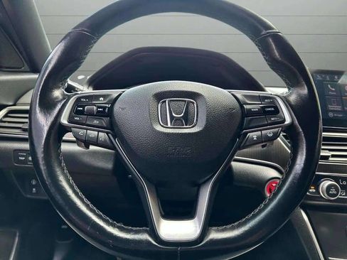 Used 2018 Honda Accord Sport image 27