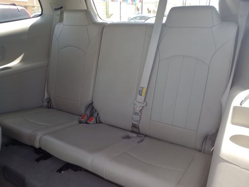 Used 2017 Buick Enclave Leather w/ Enclave Sport Touring Edition FWD image 12