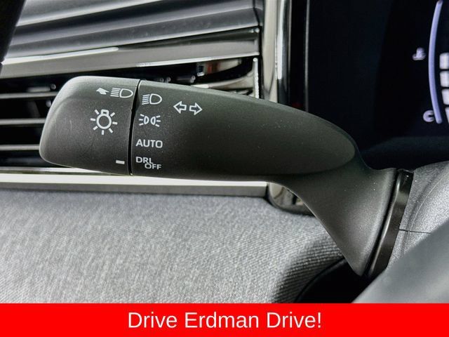 Used 2026 Toyota Camry LE FWD image 15