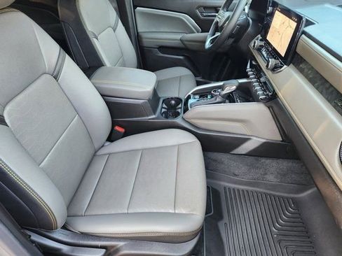 Used 2026 Chevrolet Colorado ZR2 image 21