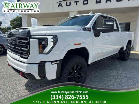 Used 2024 GMC Sierra 2500 AT4 w/ AT4 Premium Plus Package AWD/4WD image 2