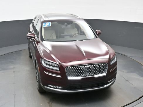 Used 2023 Lincoln Nautilus Reserve w/ Equipment Group 202A AWD/4WD image 40