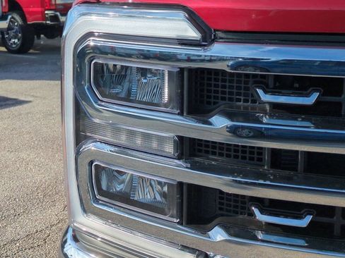 New 2026 Ford F350 Lariat w/ FX4 Off-Road Package image 10