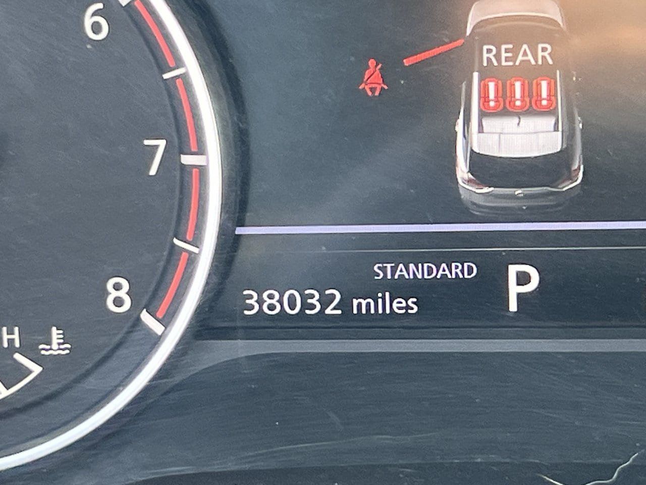 Used 2023 Nissan Rogue SV w/ SV Premium B Package FWD image 7