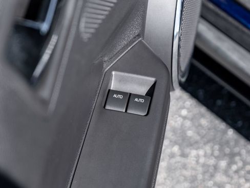 Used 2012 Ford Mustang GT Premium w/ Security Pkg RWD image 19