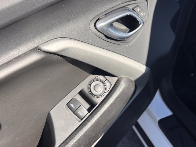 Used 2018 Chevrolet Camaro LT RWD image 11