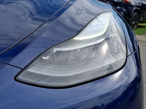 Used 2023 Tesla Model Y AWD image 10