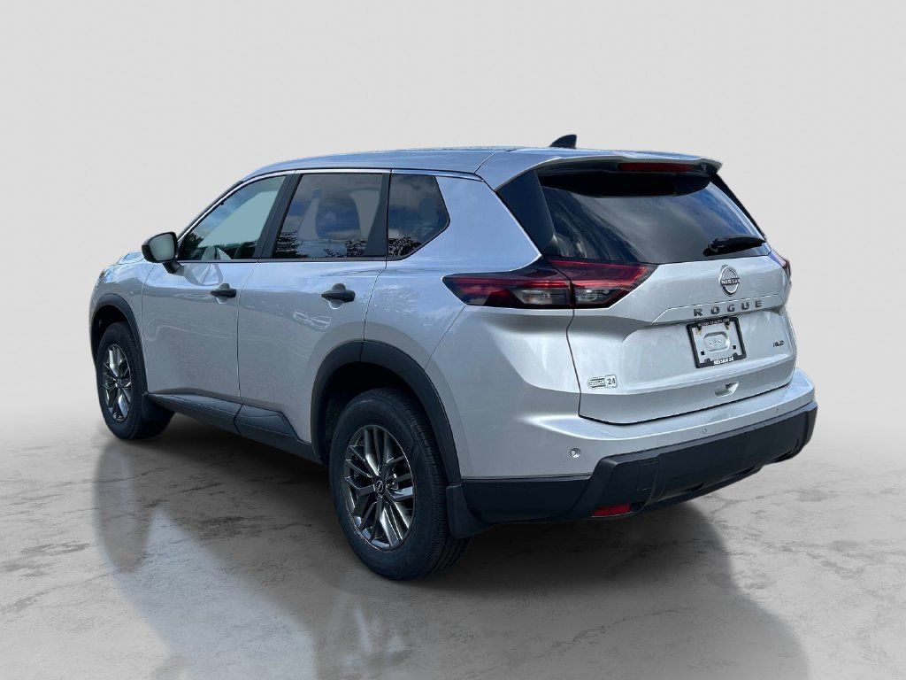 Certified 2024 Nissan Rogue S AWD/4WD image 3