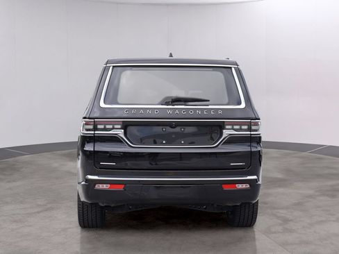 Used 2022 Jeep Grand Wagoneer Series III AWD/4WD image 6