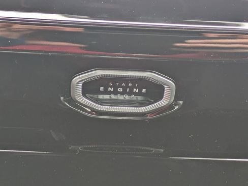 New 2026 Jeep Grand Cherokee Altitude AWD/4WD image 16