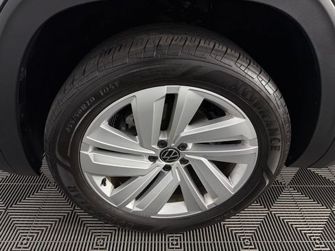 Used 2023 Volkswagen Atlas Cross Sport SE FWD image 12