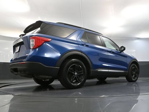 Used 2020 Ford Explorer XLT w/ Comfort Package AWD/4WD image 54