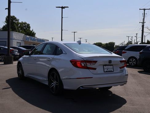 Certified 2022 Honda Accord Touring image 5