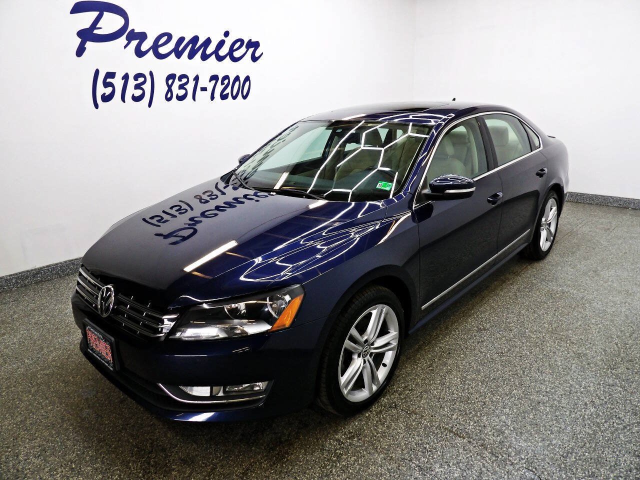 Used 2014 Volkswagen Passat TDI SEL Premium FWD image 1