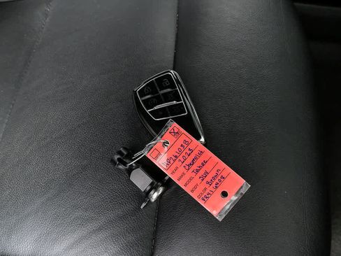 Used 2023 Chevrolet Tahoe LT RWD image 38