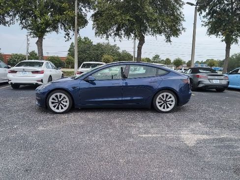 Used 2022 Tesla Model 3 RWD image 3