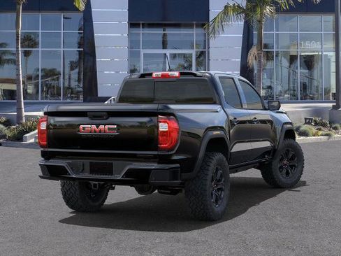 New 2025 GMC Canyon Elevation w/ Convenience Package image 4