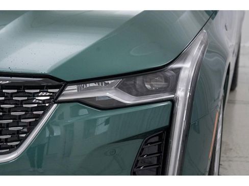 New 2025 Cadillac CT4 Premium Luxury image 9