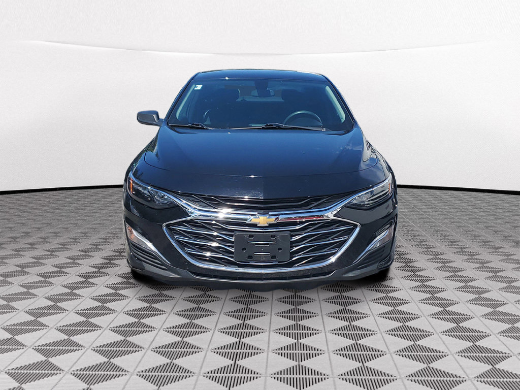 Used 2022 Chevrolet Malibu LS FWD image 2
