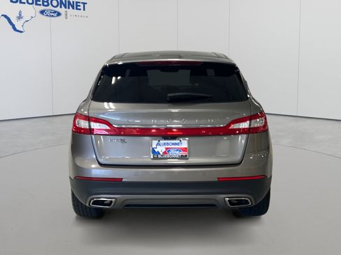 Used 2016 Lincoln MKX Select w/ Select Plus Package FWD image 6