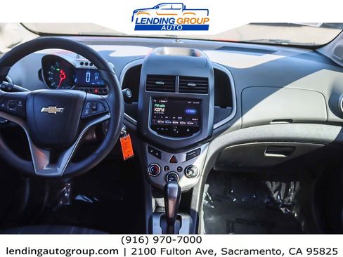 Used 2014 Chevrolet Sonic LT image 11