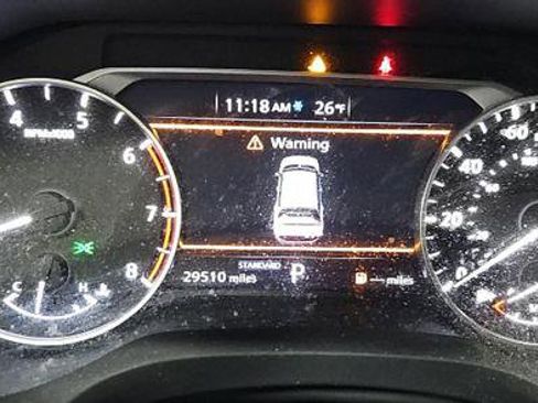 Used 2023 Nissan Rogue SV image 10