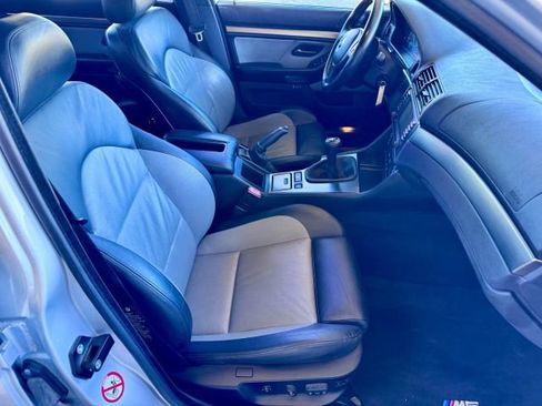Used 2002 BMW M5 image 16