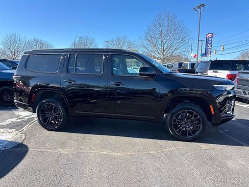 New 2026 Jeep Grand Wagoneer Summit image 2