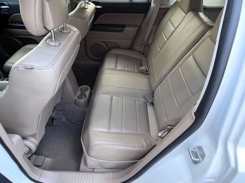 Used 2015 Jeep Patriot High Altitude AWD/4WD image 24
