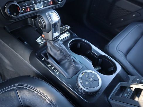 New 2025 Ford Bronco Outer Banks image 10